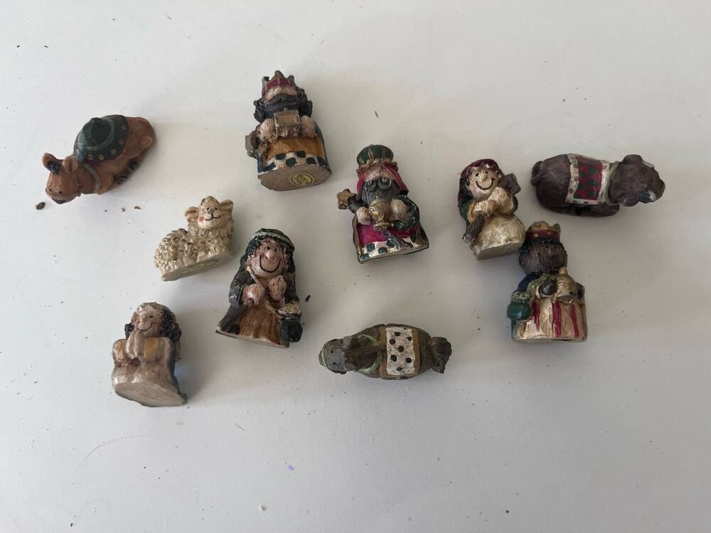 Mini Nativity Set 10 pc Resin Polystone Children Christmas VTG No Jesus